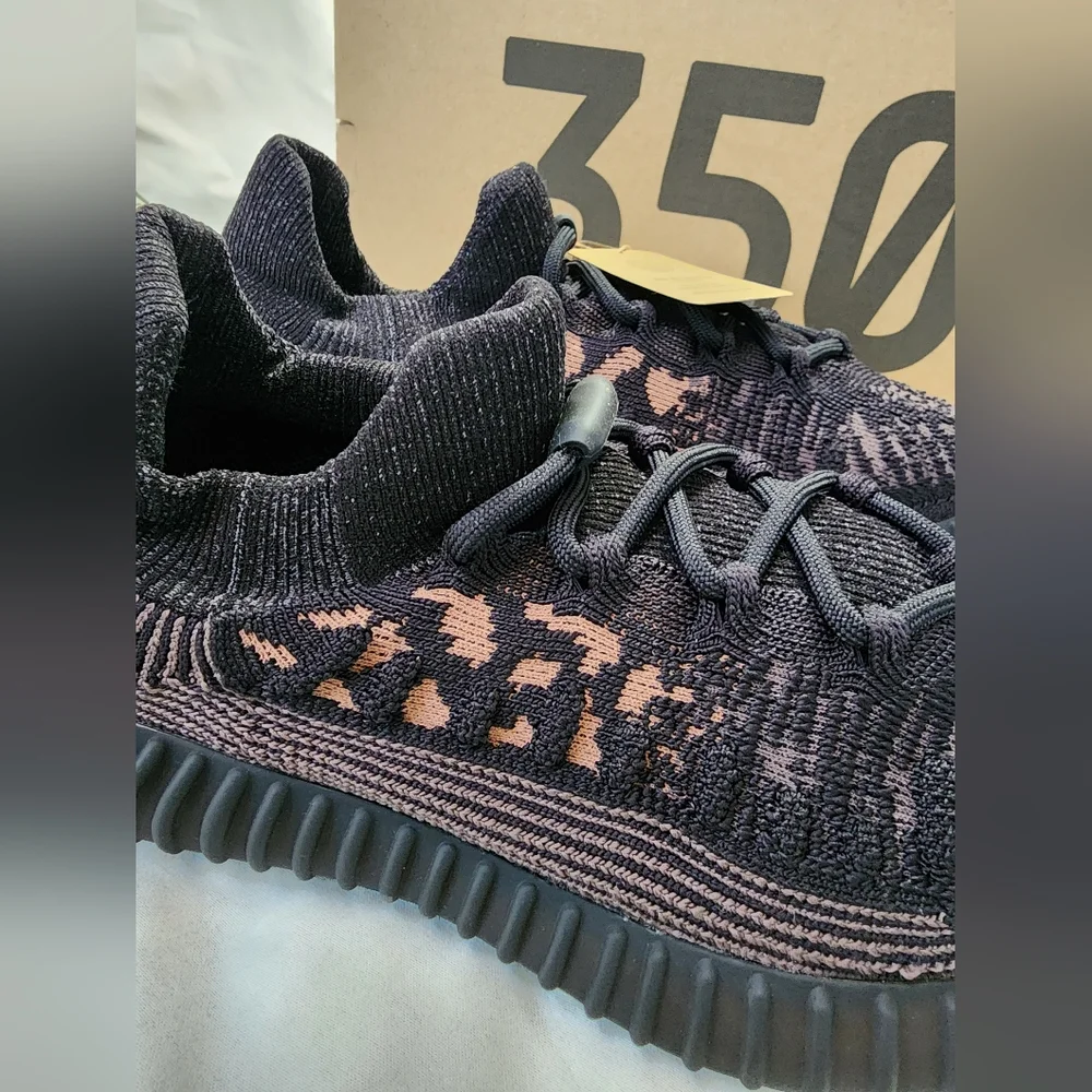 Adidas Yeezy Boost 350 V2
CMPCT Slate Carbon Size 8.5 Men's - Picture 4 of 16